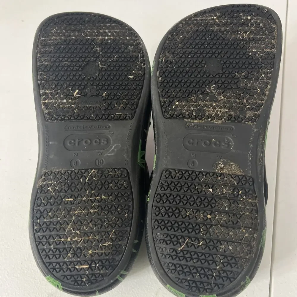 Crocs Bistro 420 Hemp Leaf Clog Men's size 8 Women’s 10 LIMITED EDITION Black